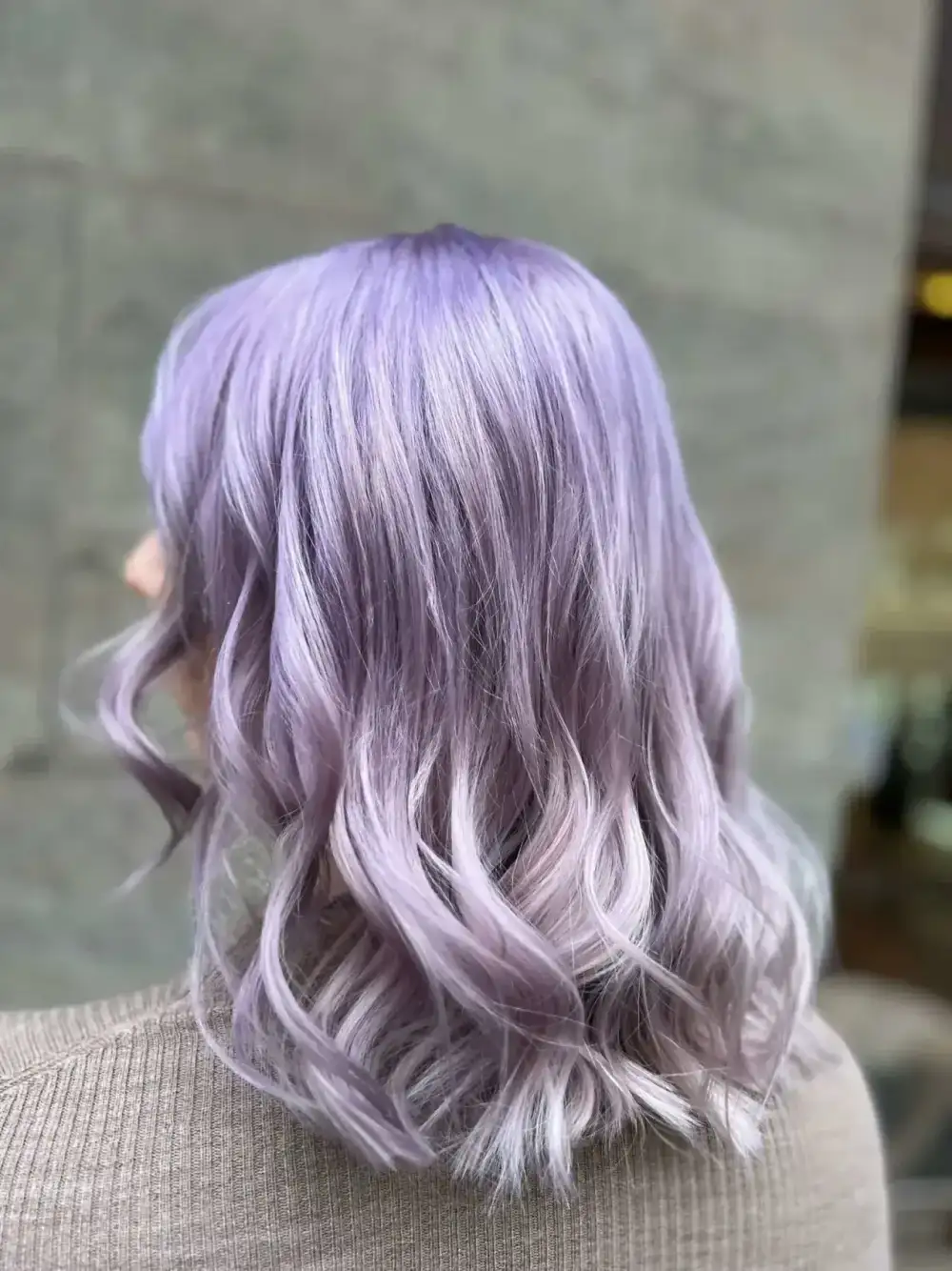 Avancerad färgteknik hos Bebas Hair & Beauty, Stockholm Östermalm